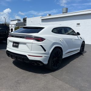 2022 Lamborghini URUS BASE 照片 8