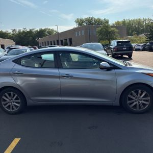 2015 Hyundai ELANTRA SE — миниатюра 11
