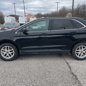 FORD EDGE SEL - 4