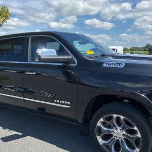 2020 RAM 1500 LIMITED — фото 13