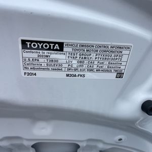 2023 Toyota COROLLA LE thumbnail 46