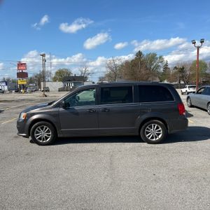 DODGE GRAND CARAVAN SXT - 3