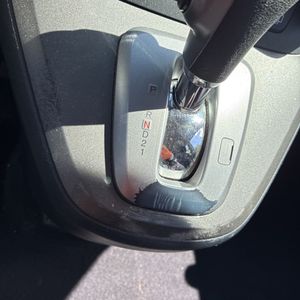 صورة 69 لـ 2010 Honda CR-V LX