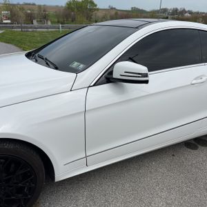 MERCEDES-BENZ E-CLASS - 2