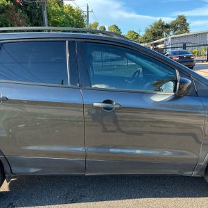 2018 FORD ESCAPE SE 照片 11