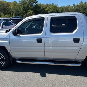 2013 Honda RIDGELINE SPORT photo 4