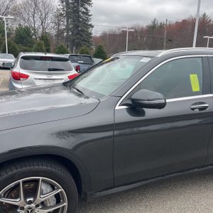 MERCEDES-BENZ GLC - 2