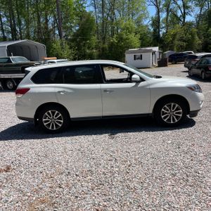 NISSAN PATHFINDER S - 10