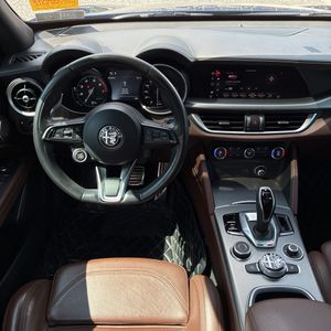 2021 ALFA Romeo STELVIO TI SPORT 照片 28