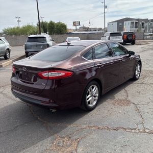 FORD FUSION SE - 8