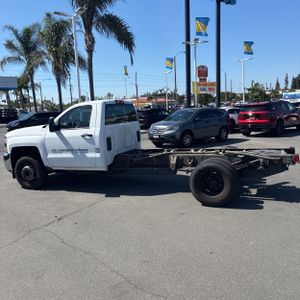CHEVROLET SILVERADO - 3