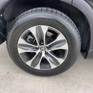 2020 Toyota HIGHLANDER XLE — миниатюра 19