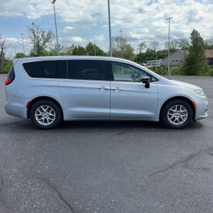 CHRYSLER PACIFICA TOURING L - 10