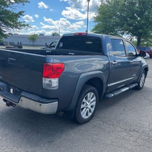 2010 Toyota TUNDRA LIMITED 照片 8