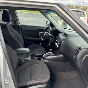 2017 KIA SOUL BASE — миниатюра 32