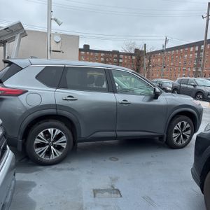 NISSAN ROGUE SV - 10