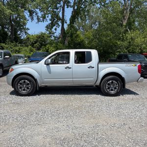 2018 Nissan FRONTIER SV 照片 3