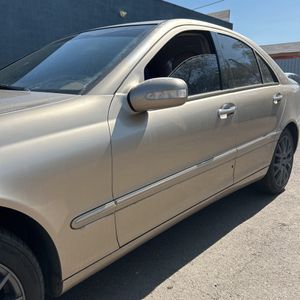 2002 Mercedes-BENZ C-CLASS thumbnail 36