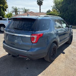 FORD EXPLORER XLT - 8