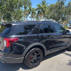 FORD EXPLORER ST - 9