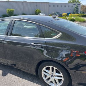 FORD FUSION SE - 6