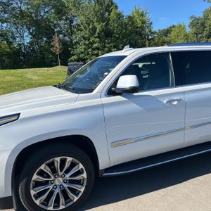 2018 Cadillac ESCALADE STANDARD 照片 2