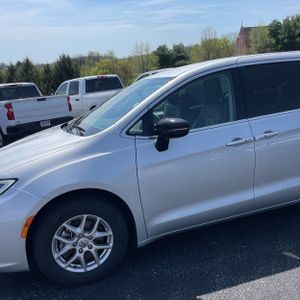 CHRYSLER PACIFICA TOURING L - 2