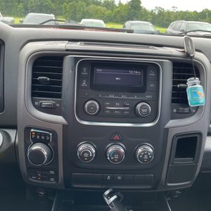 2018 RAM 1500 EXPRESS — миниатюра 38