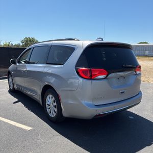 CHRYSLER PACIFICA TOURING-L - 5