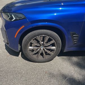 2024 BMW X5 M60I 缩略图 17