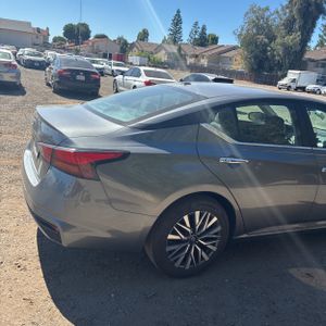 صورة 9 لـ 2025 Nissan ALTIMA SV
