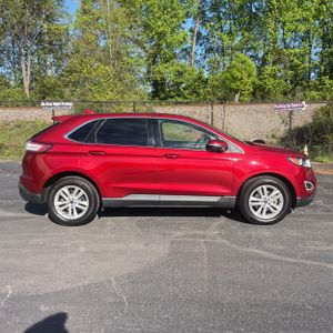 FORD EDGE SEL - 10