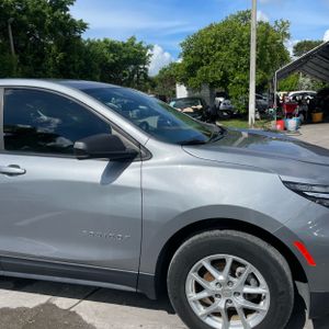 صورة 13 لـ 2023 Chevrolet EQUINOX LS