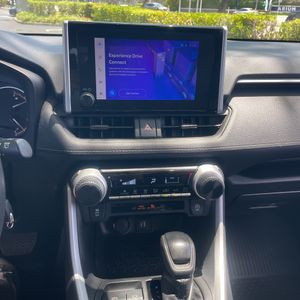 2024 Toyota RAV4 LE 缩略图 37