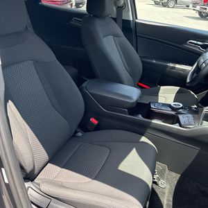 2026 KIA SPORTAGE HYBRID LX thumbnail 33