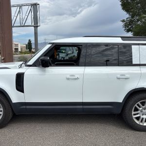 2021 LAND Rover DEFENDER 110 S 照片 4