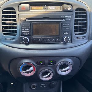 2011 Hyundai ACCENT GS thumbnail 36
