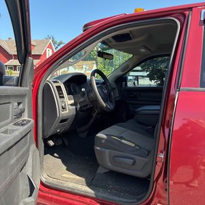 2011 RAM RAM 1500 ST — миниатюра 32