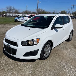 CHEVROLET SONIC LS AUTO - 1