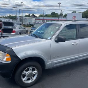 FORD EXPLORER XLT - 2