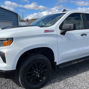 CHEVROLET SILVERADO 1500 CUSTOM TRAIL BOSS - 2