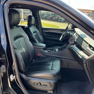 صورة 33 لـ 2024 JEEP GRAND CHEROKEE LIMITED