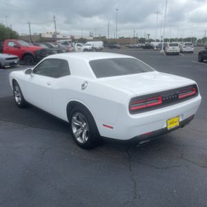 DODGE CHALLENGER SXT - 5