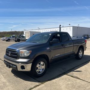 TOYOTA TUNDRA - 1