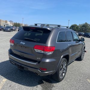 JEEP GRAND CHEROKEE OVERLAND - 8