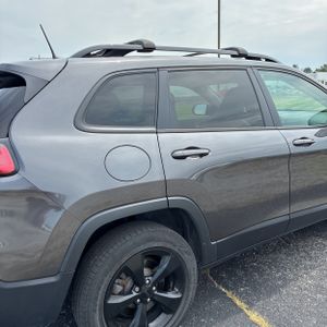 2019 JEEP CHEROKEE ALTITUDE — фото 9