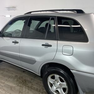 TOYOTA RAV4 - 6