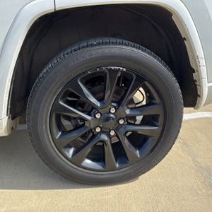 2018 JEEP GRAND CHEROKEE ALTITUDE — фото 18
