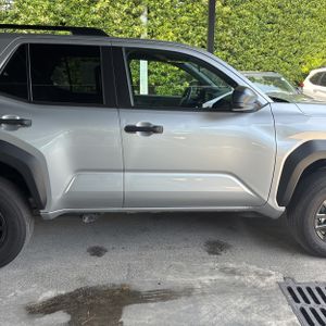 2025 Toyota 4RUNNER SR5 缩略图 11