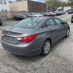 HYUNDAI SONATA GLS - 8